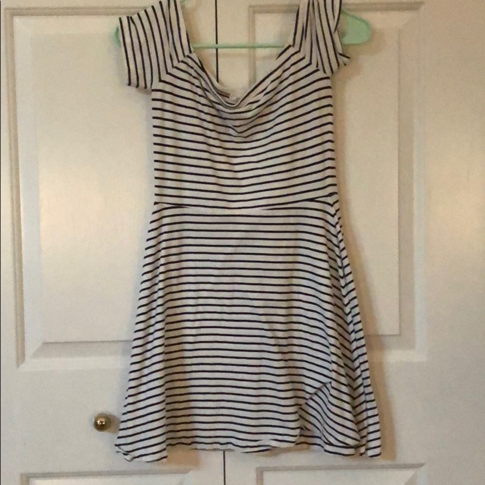 Garage dress